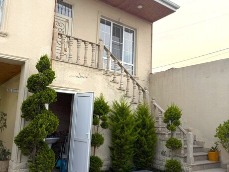 6 otaqlı həyət evi/bağ evi - Məmmədli q. - 240 m²