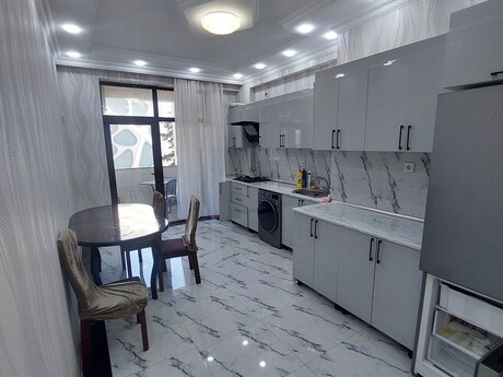 Elan №6219807 - Bakı, Nəriman Nərimanov m., 2 otaqlı, 100 m², 5/17 mərtəbə
