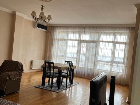 Elan №6219917 - Bakı, İnşaatçılar m., 2 otaqlı, 135 m², 20/20 mərtəbə