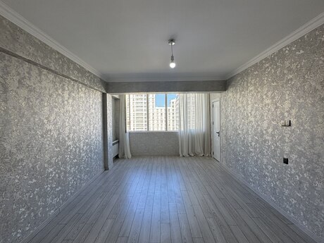 2 otaqlı köhnə tikili - İnşaatçılar m. - 70 m²