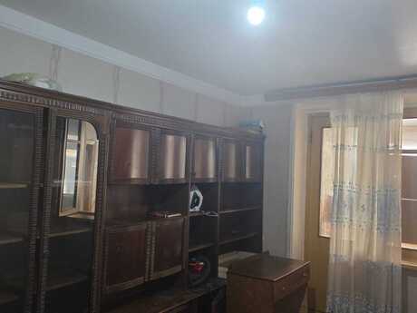 Elan №6219888 - Bakı, Şah İsmayıl Xətai m., 3 otaqlı, 60 m², 2/5 mərtəbə