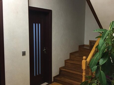 6 otaqlı həyət evi/bağ evi - Masazır q. - 220 m²