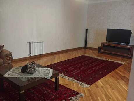 6 otaqlı həyət evi/bağ evi - Qara Qarayev m. - 300 m²