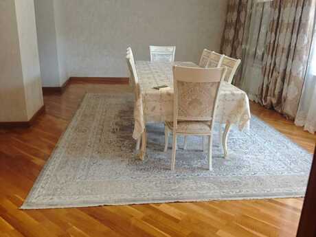 6 otaqlı həyət evi/bağ evi - Qara Qarayev m. - 300 m²