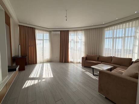 3 otaqlı mənzil, 130 m², İnşaatçılar: 309 000 ₼ 2
