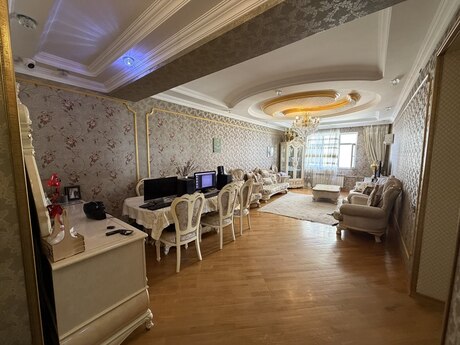 Elan №6220283 - Bakı, İnşaatçılar m., 3 otaqlı, 135 m², 12/18 mərtəbə