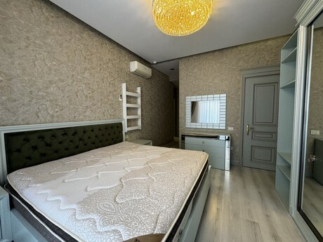 3 otaqlı yeni tikili - Ağ şəhər q. - 188 m²