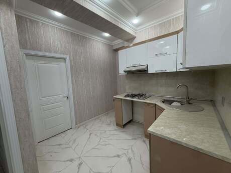 Объявление №6220335 - Баку, Хатаинский р., 2-комн., 50 м², 9/10 этаж