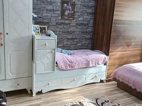 3 otaqlı köhnə tikili - Xalqlar Dostluğu m. - 85 m²