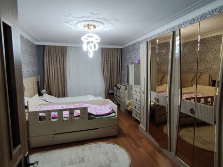 3 otaqlı köhnə tikili - Xalqlar Dostluğu m. - 85 m²