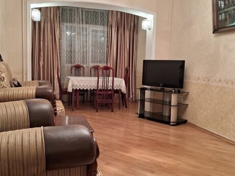 Elan №6220437 - Bakı, Nərimanov r., 3 otaqlı, 75 m², 8/9 mərtəbə