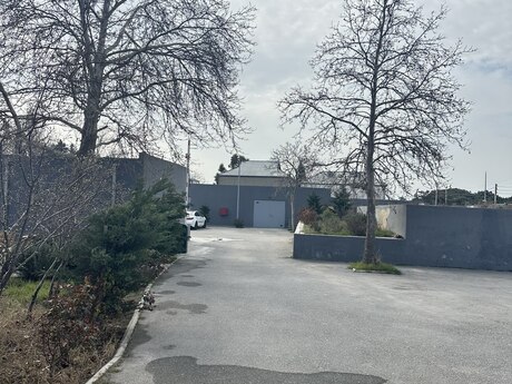 Obyekt - Ağ şəhər q. - 347 m²