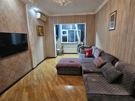 3 otaqlı köhnə tikili - Azadlıq Prospekti m. - 90 m²