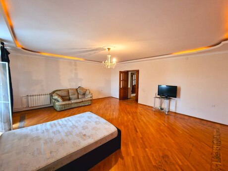 3 otaqlı mənzil, 100 m², Nərimanov: 200 000 ₼ 3