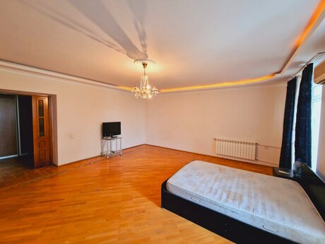 3 otaqlı mənzil, 100 m², Nərimanov: 200 000 ₼ 4