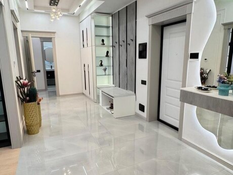 3 otaqlı yeni tikili - Gənclik m. - 142 m²