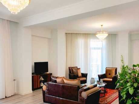 Kirayə 3 otaqlı mənzil, 150 m², Renessans Residence: 1 597 ₼/ay 3