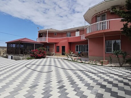 6 otaqlı həyət evi, 247 m², Nardaran: 250 000 ₼ 2