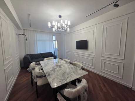 3-комн. новостройка - м. Шах Исмаил Хатаи - 130 м²