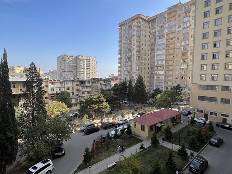 Elan №6221321 - Bakı, İnşaatçılar m., 2 otaqlı, 80 m², 3/15 mərtəbə