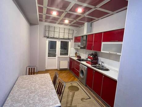 Elan №6221713 - Bakı, Neftçilər m., 2 otaqlı, 92 m², 15/17 mərtəbə