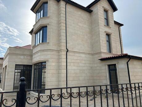 9 otaqlı həyət evi/bağ evi - Sea Breeze q. - 450.6 m²