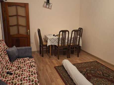 Elan №6222028 - Bakı, 8 Noyabr m., 3 otaqlı, 50 m², 3/9 mərtəbə