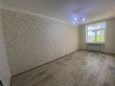 2-комн. вторичка - м. Кара Караев - 67 м²