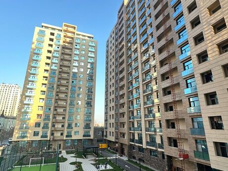 4 otaqlı mənzil, 195 m², 28 May: 680 000 ₼ 3