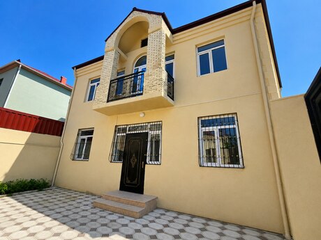 4-комн. дом/дача - м. Ази Асланов - 115 м²