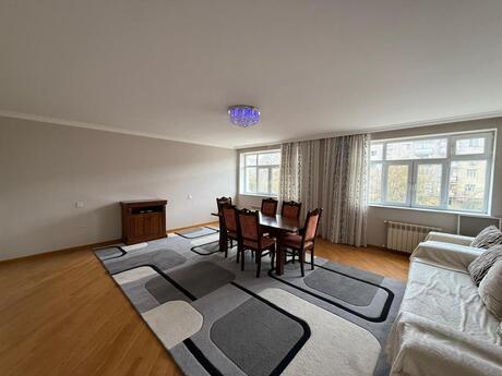 Elan №6221997 - Bakı, Xalqlar Dostluğu m., 3 otaqlı, 90 m², 3/5 mərtəbə