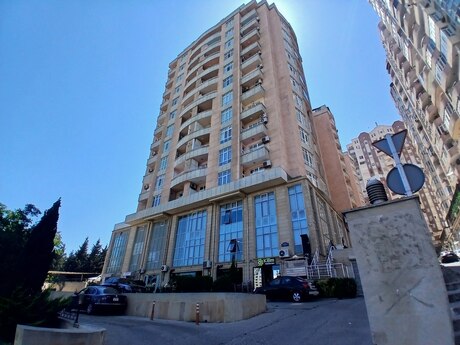 Elan №6222033 - Bakı, Elmlər Akademiyası m., 3 otaqlı, 158 m², 10/13 mərtəbə