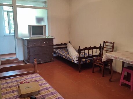 Elan №6222310 - Bakı, Memar Əcəmi m., 2 otaqlı, 55 m², 4/5 mərtəbə