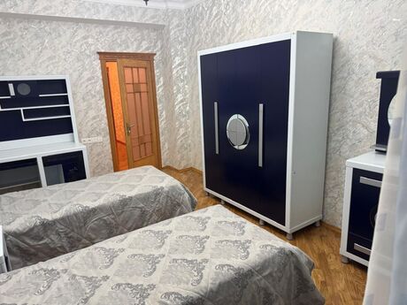 Kirayə 3 otaqlı mənzil, 140 m², Elmlər Akademiyası: 1 200 ₼/ay 3