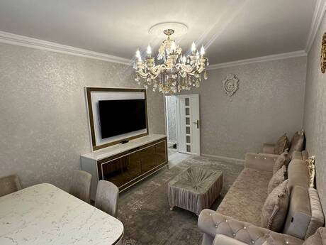 2 otaqlı köhnə tikili - Bakıxanov q. - 60 m²