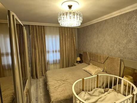 2 otaqlı köhnə tikili - Bakıxanov q. - 60 m²