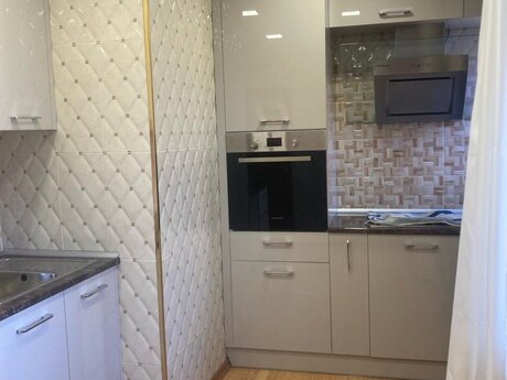 Объявление №6222608 - Баку, м. Иншаатчылар, 3-комн., 105 м², 3/9 этаж