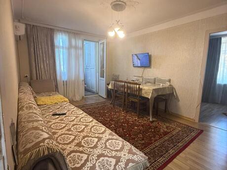 Elan №6222625 - Bakı, Elmlər Akademiyası m., 2 otaqlı, 40 m², 3/5 mərtəbə