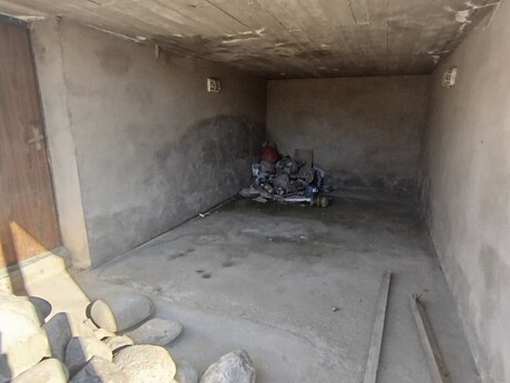 8 otaqlı həyət evi, 100 m², Novxanı: 120 000 ₼ 3