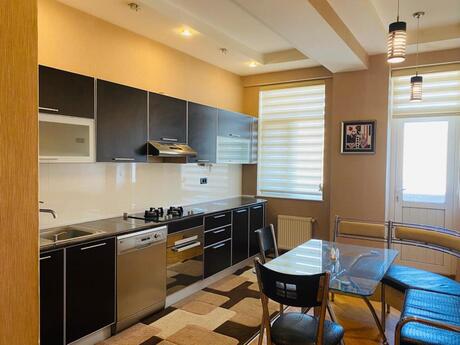 Elan №6222875 - Bakı, Nəriman Nərimanov m., 3 otaqlı, 160 m², 9/20 mərtəbə
