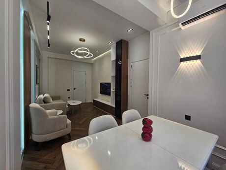 Продаётся 3-комнатная квартира в новостройке, Nərimanov, 115 м², 437 000 AZN, фото 2 / 12