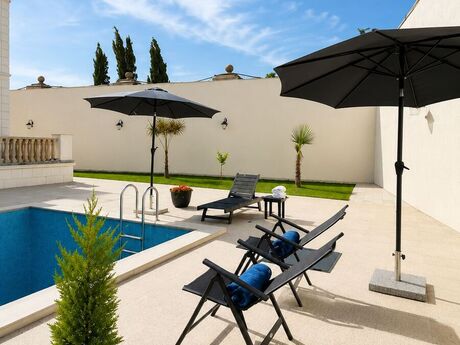 5 otaqlı həyət evi/bağ evi - Mərdəkan q. - 200 m²