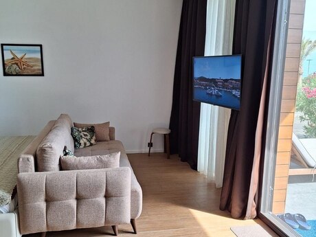 1-комн. новостройка - пос. Sea Breeze - 65 м²