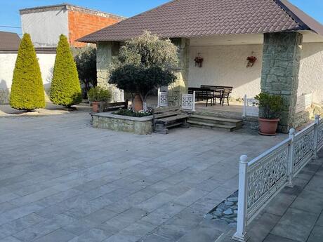 Elan №6223159 - Bakı, Mərdəkan q., 4 otaqlı, 200 m²
