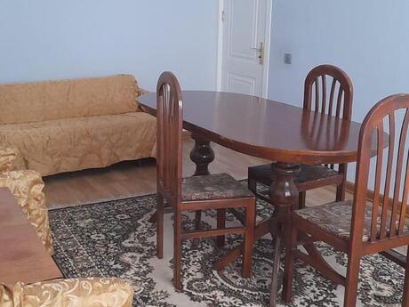 Elan №6223667 - Bakı, Yeni Yasamal q., 3 otaqlı, 70 m², 6/9 mərtəbə