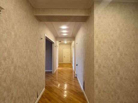 4-комн. новостройка - м. Иншаатчылар - 160 м²