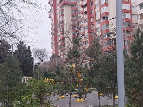 м. Нефтчиляр