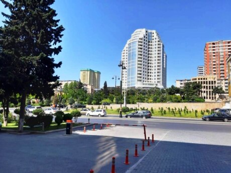 Elmlər Akademiyası m.