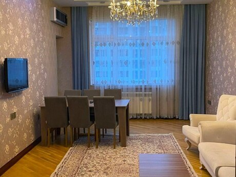 Elan №6224212 - Bakı, İnşaatçılar m., 3 otaqlı, 130 m², 13/20 mərtəbə