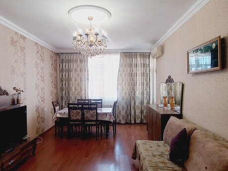 м. Кара Караев